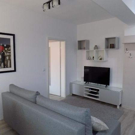 Rivera Apartments-Palasmall ياش المظهر الخارجي الصورة
