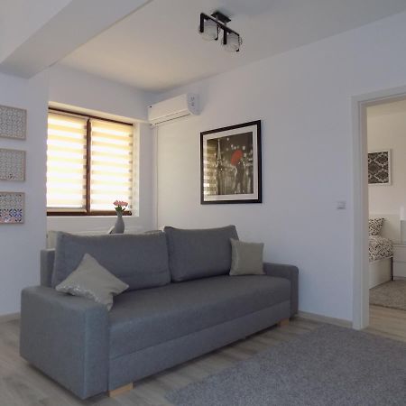 Rivera Apartments-Palasmall ياش المظهر الخارجي الصورة